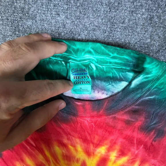 Gildan Activewear Heavyweight Cotton Tie Dye Spiral T-Shirt Red Yellow Green XL - Picture 3 of 5